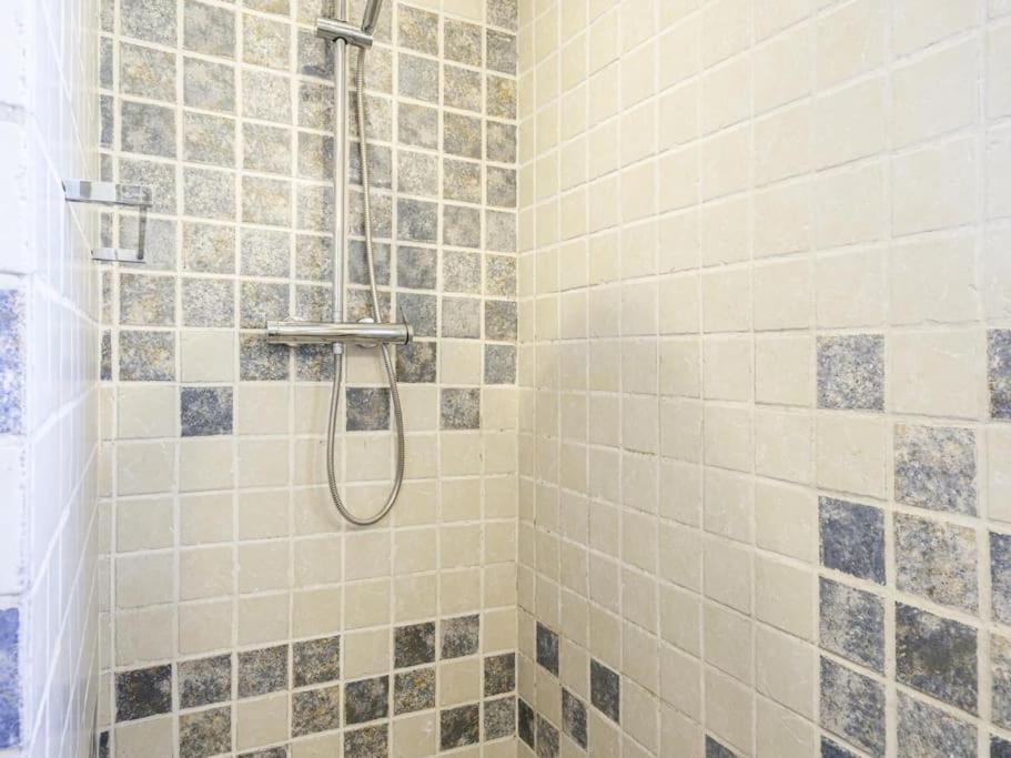 Willa Casa Familiar Con Piscina Llica d'Amunt Zewnętrze zdjęcie