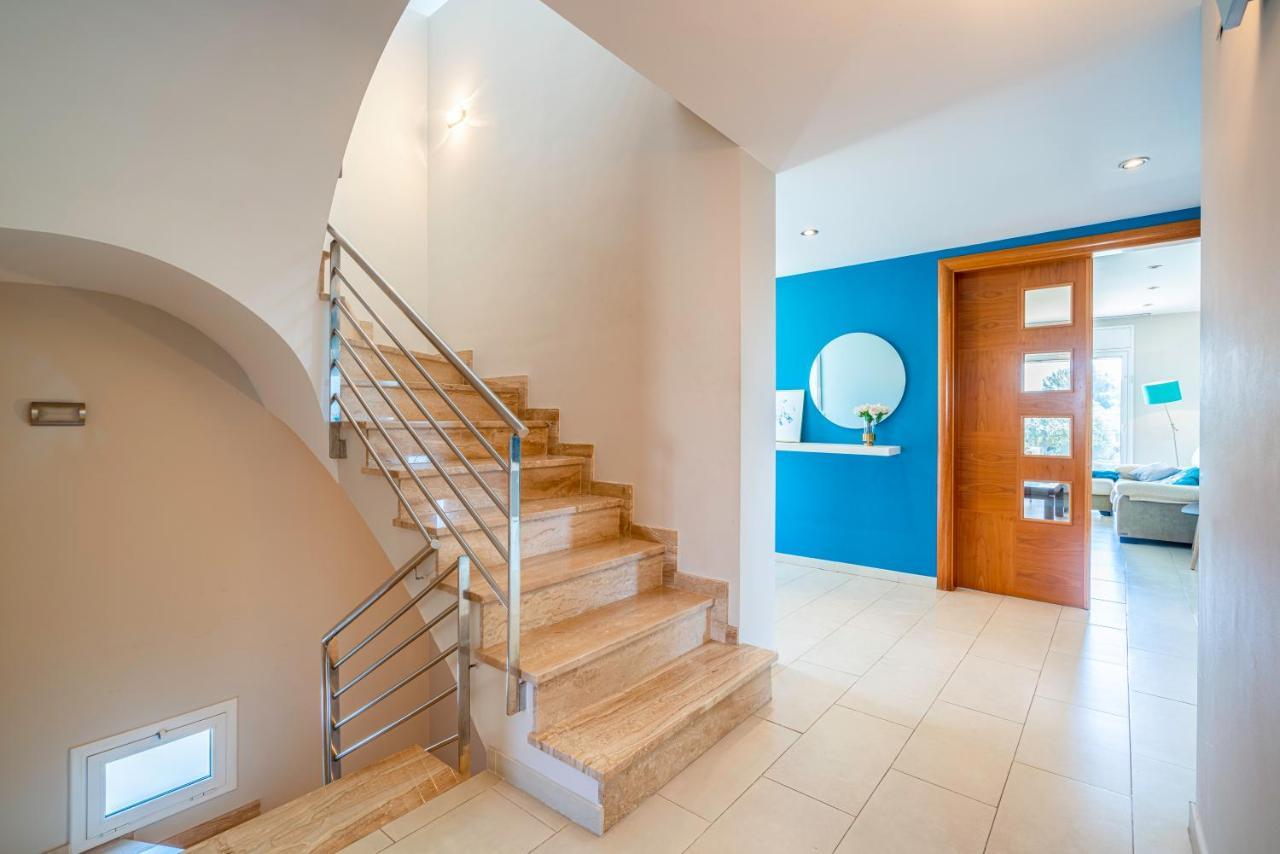 Willa Casa Familiar Con Piscina Llica d'Amunt Zewnętrze zdjęcie
