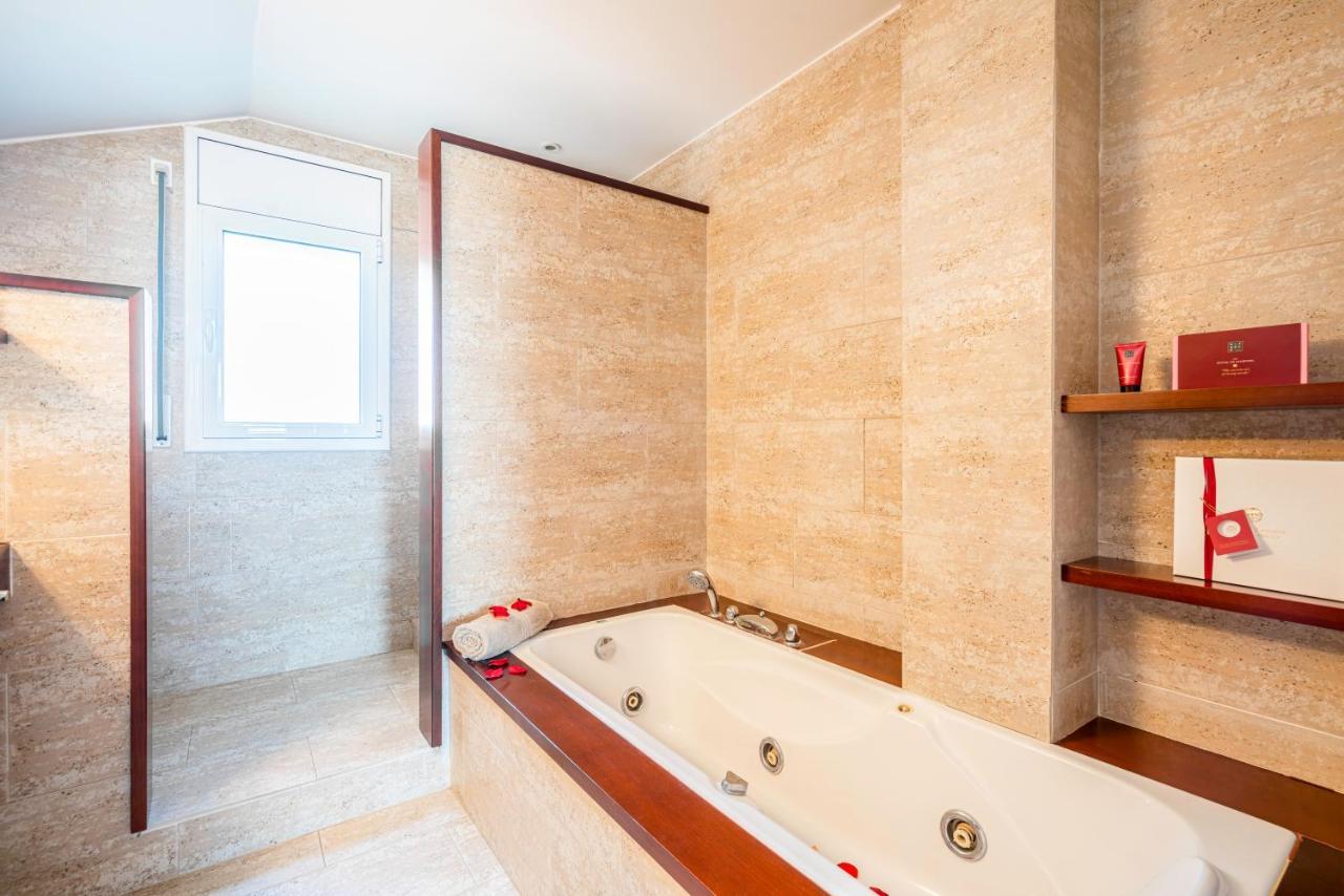 Willa Casa Familiar Con Piscina Llica d'Amunt Zewnętrze zdjęcie